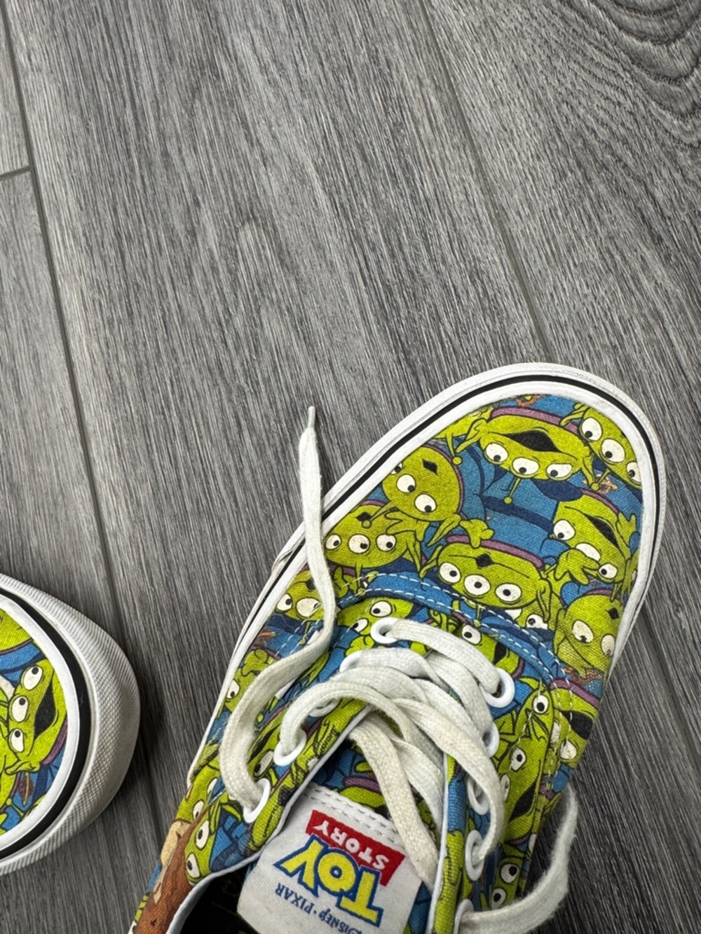 Toy Story Glow in the Dark VANS - Picture 7 of 8